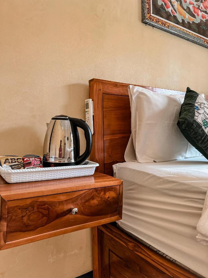 Gayatri Bungalows Batununggul Екстериор снимка