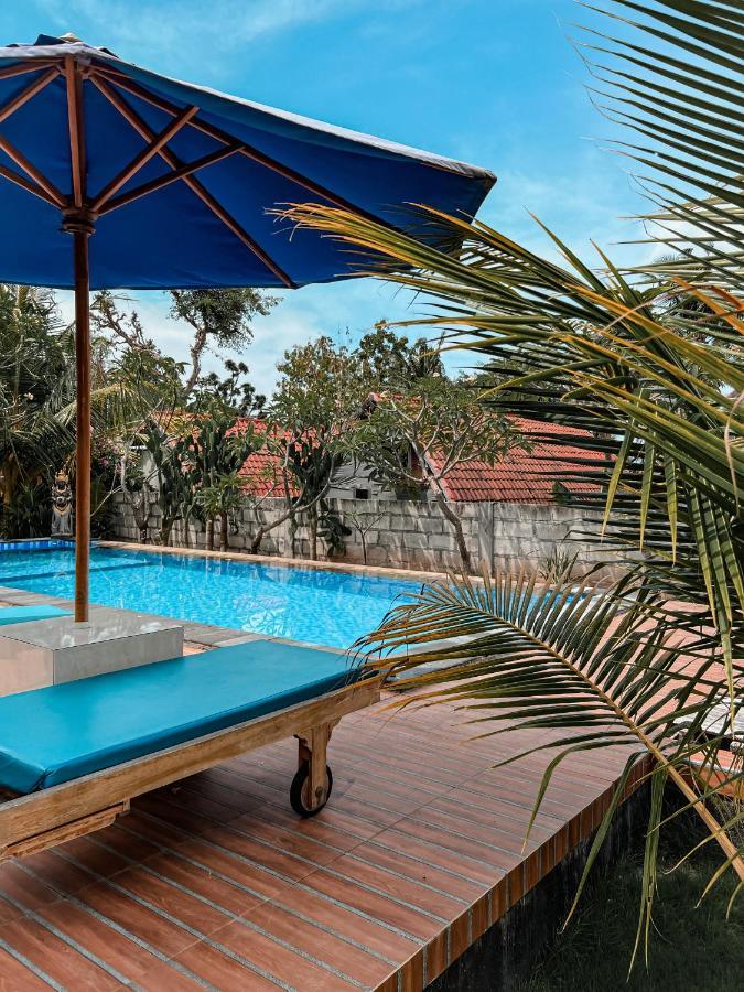 Gayatri Bungalows Batununggul Екстериор снимка