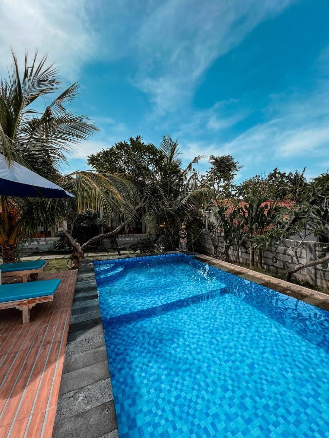 Gayatri Bungalows Batununggul Екстериор снимка