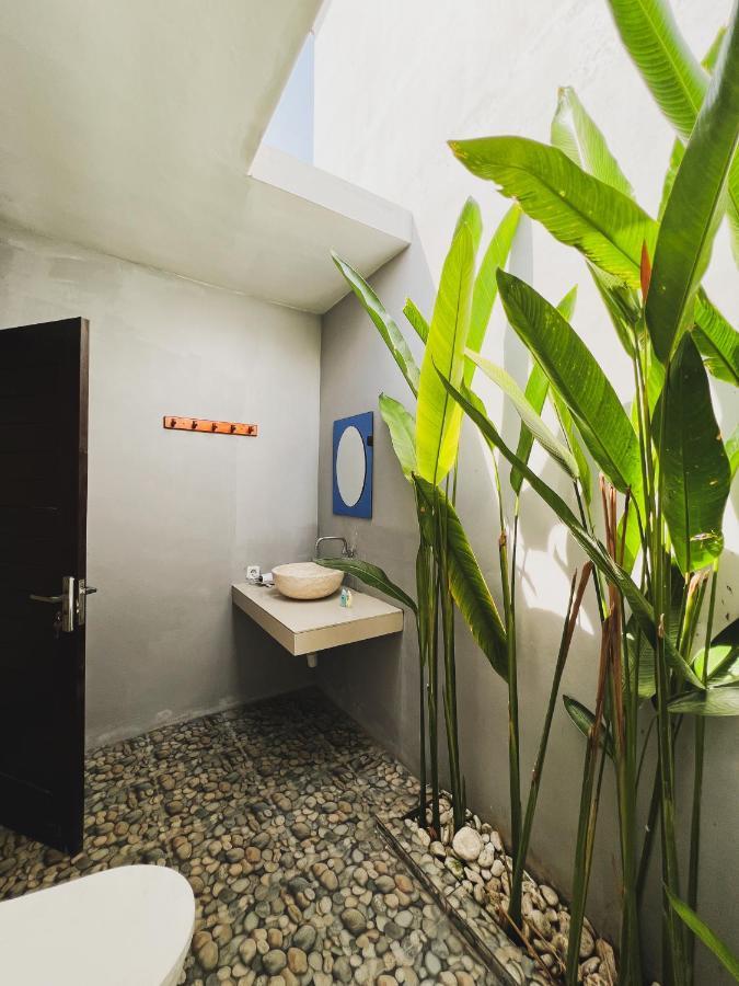 Gayatri Bungalows Batununggul Екстериор снимка