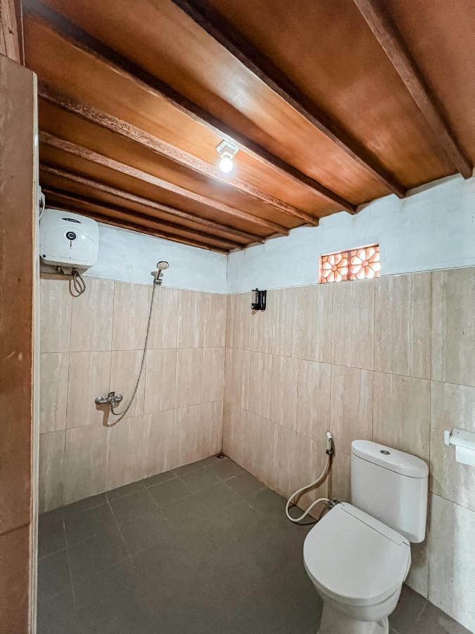Gayatri Bungalows Batununggul Екстериор снимка